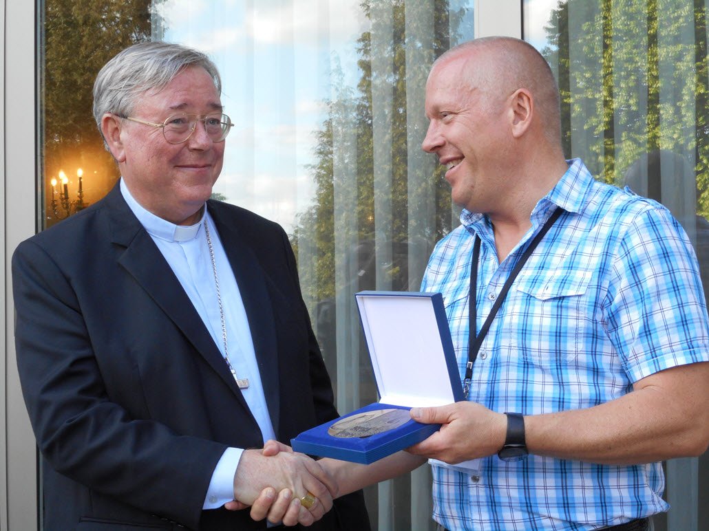 Kevin Wester & Cardinal Hollerich