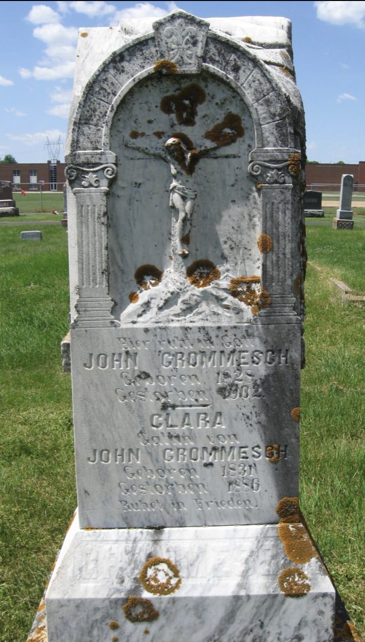 John and Clare Grommesch Grave in Shakopee, MN