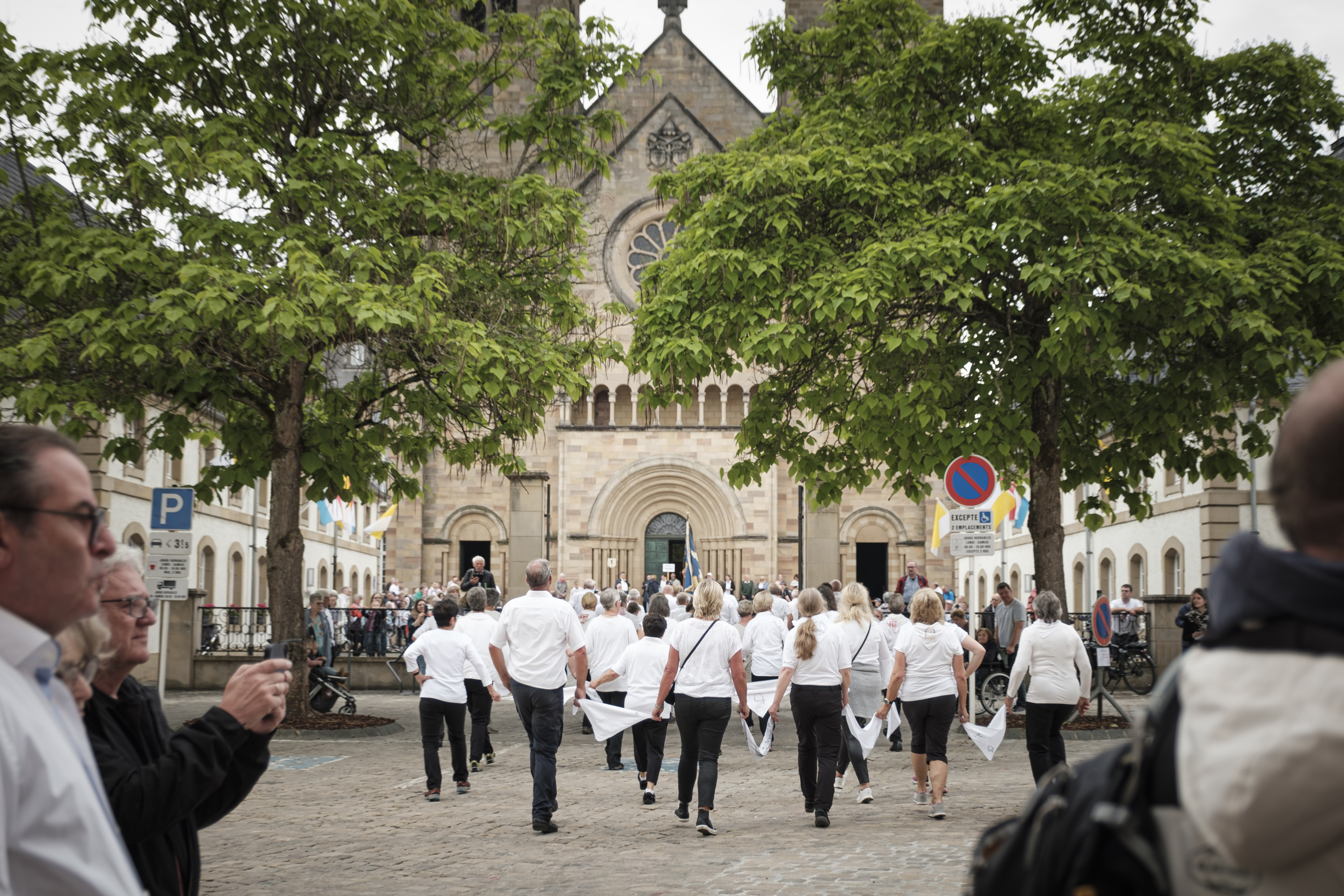 Echternacher Sprangprëssioun, the Hopping Procession