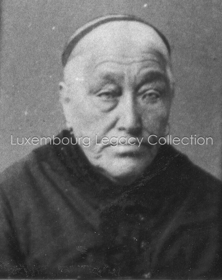 Cecelia (nee Origer) Decker